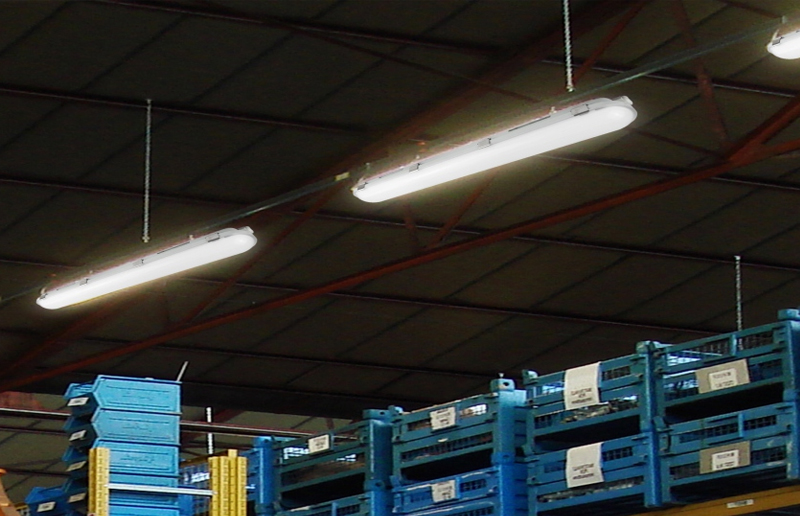 LG07J LED Tri-proof Light เหมาะสำหรับการใช้งานในร่ม/กลางแจ้ง